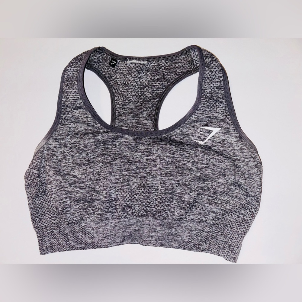 Gymshark Womens XS Gray Seamless Sports Bra  Racer Back,‎ no liners included